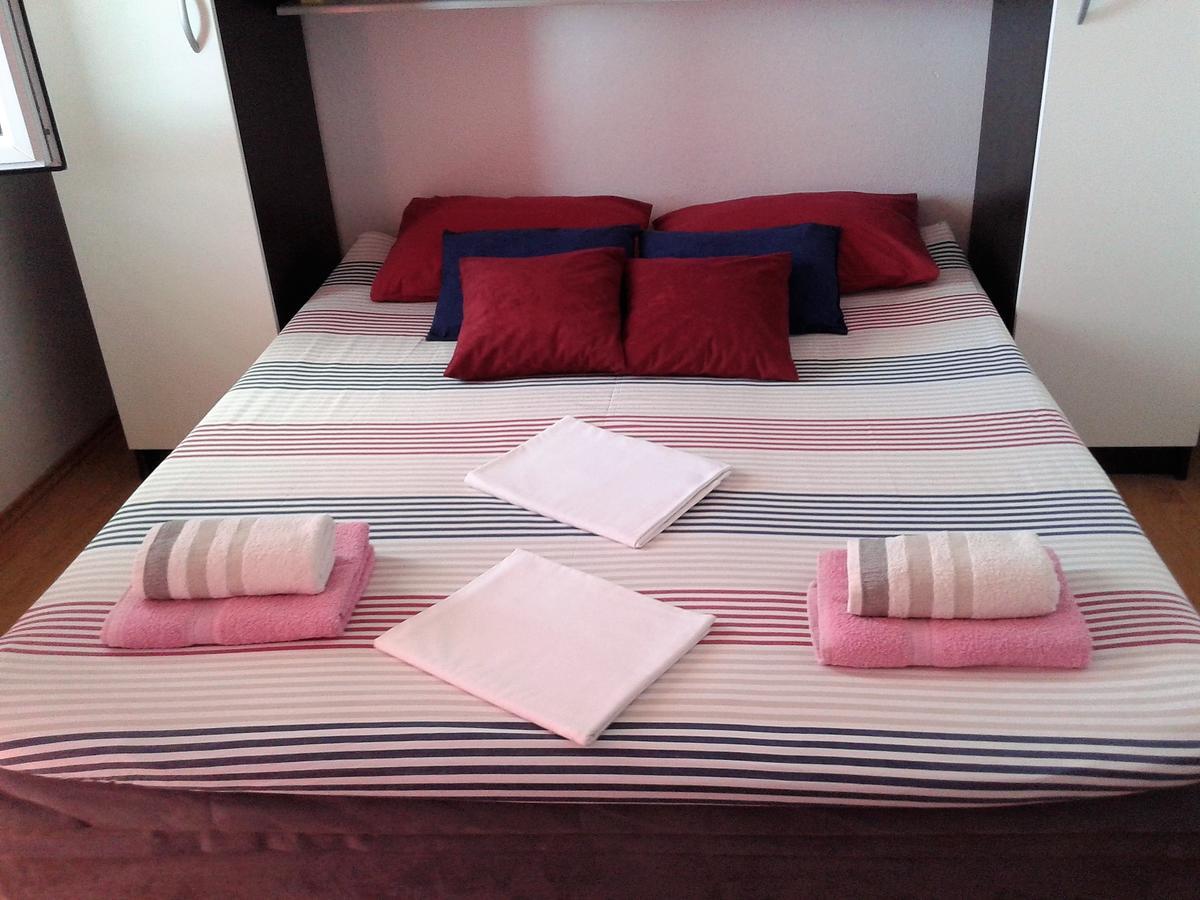 Apartment Vesna Милна Екстериор снимка